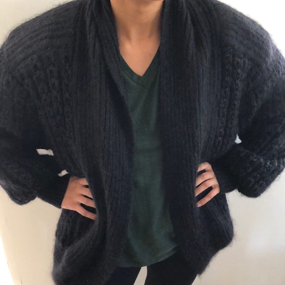 Cardigan - Picture 2 of 4